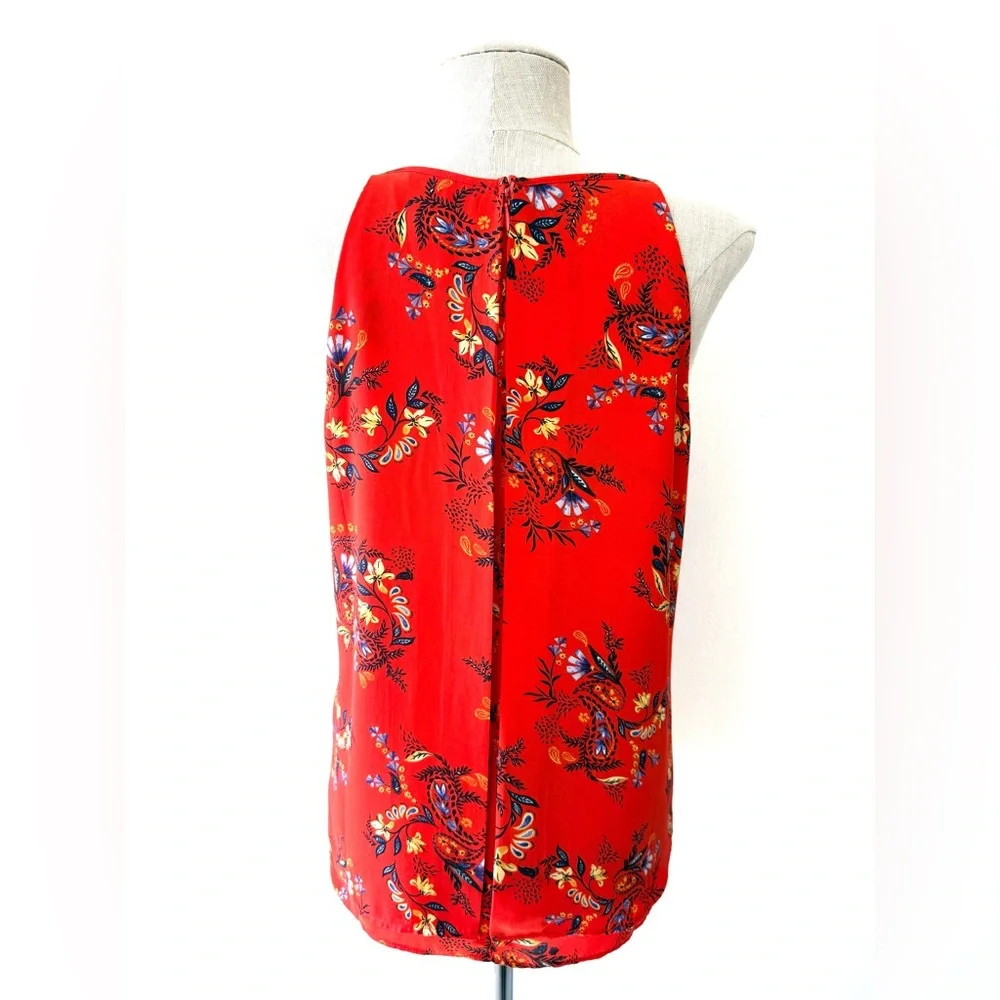 Emma & Olivia Red Floral Sleeveless Layered Flowy Lightweight Crepe Boho Top - Picture 5 of 8